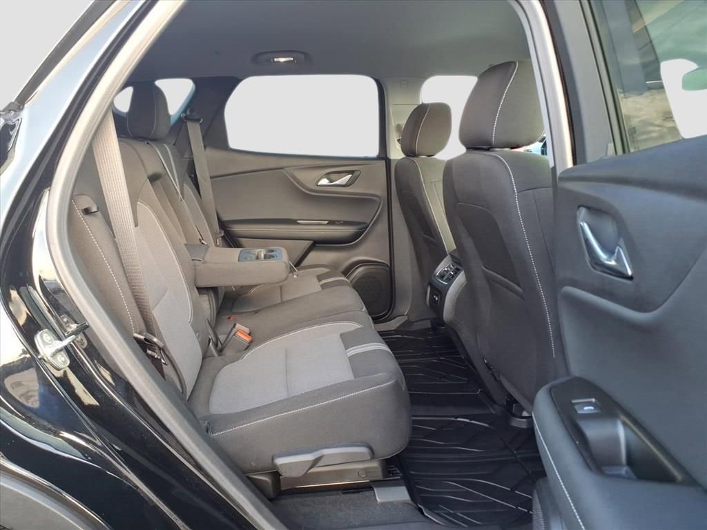 Used 2024 Chevrolet Blazer LT w/ Convenience Package image 12