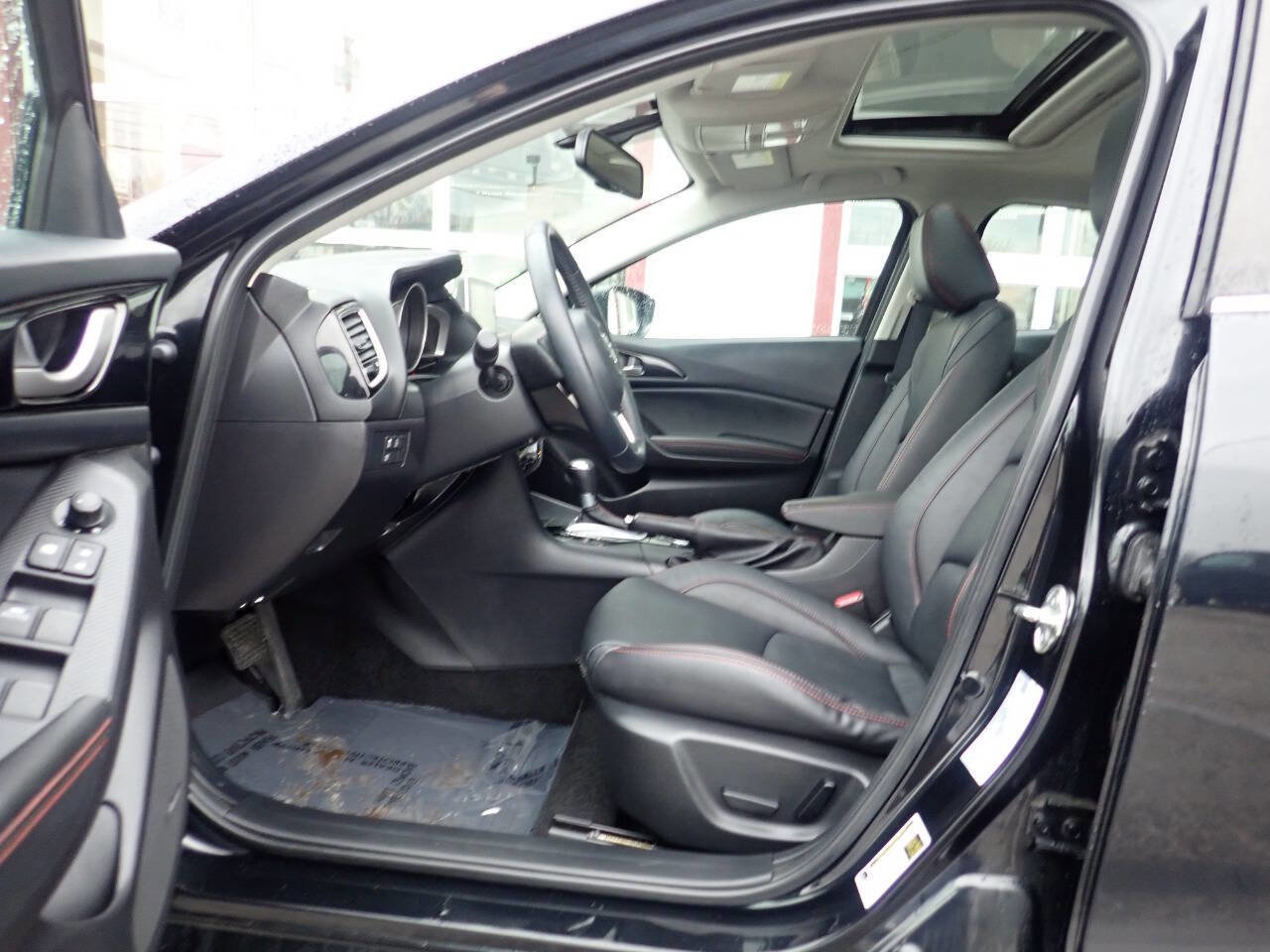 Used 2016 MAZDA MAZDA3 i Grand Touring image 14