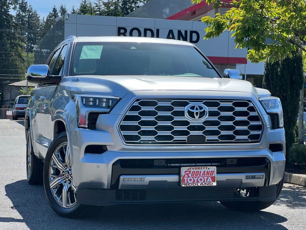 Certified 2025 Toyota Sequoia Capstone w/ Tow Technology Package AWD/4WD image 1