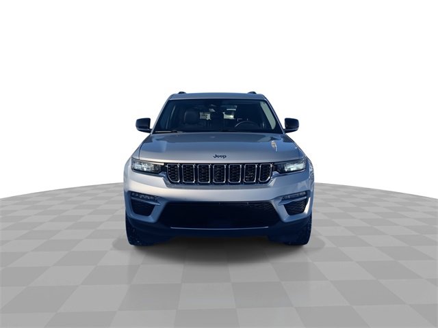 Used 2023 Jeep Grand Cherokee Limited image 3