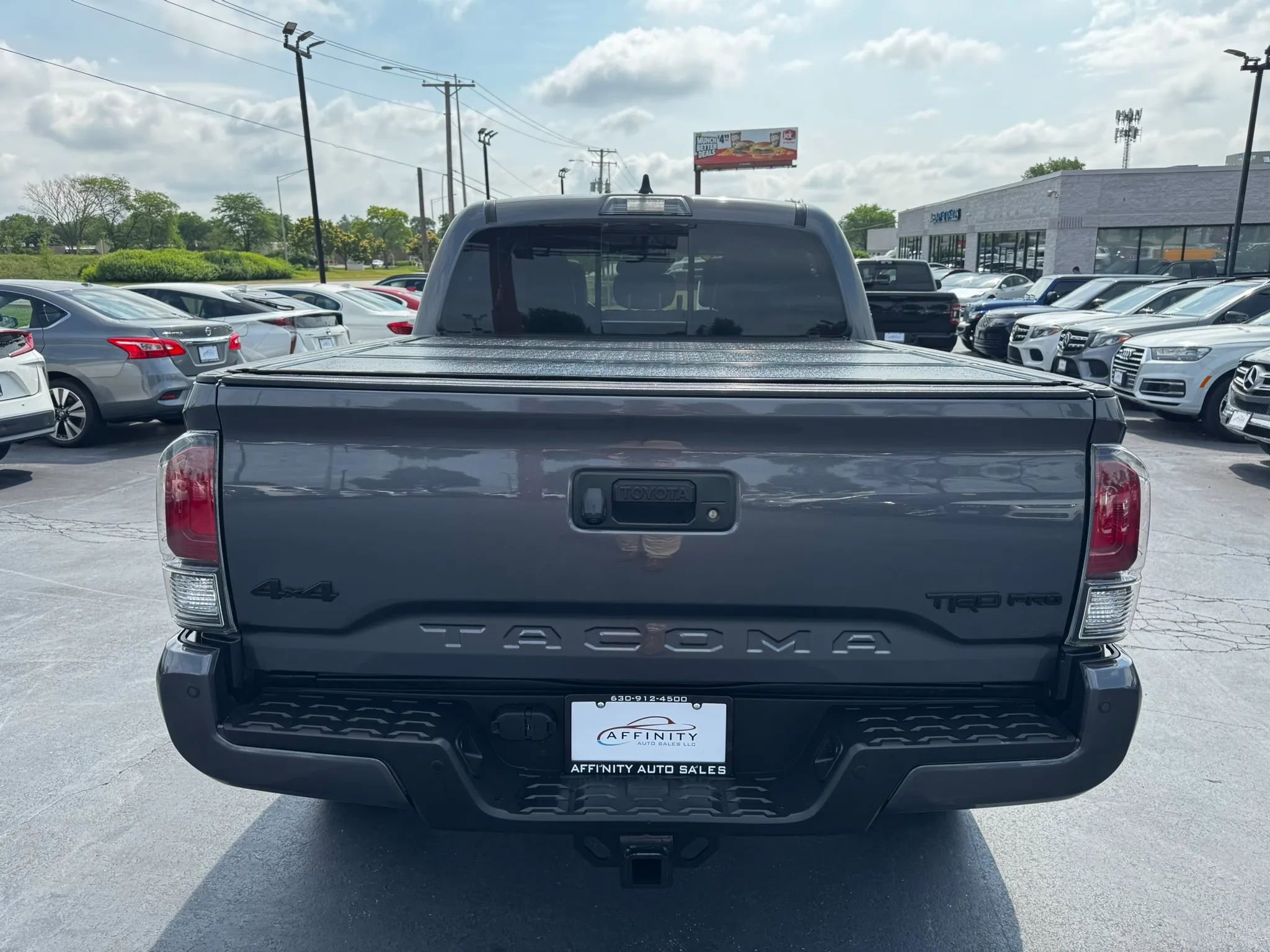 Used 2020 Toyota Tacoma TRD Pro AWD/4WD image 4