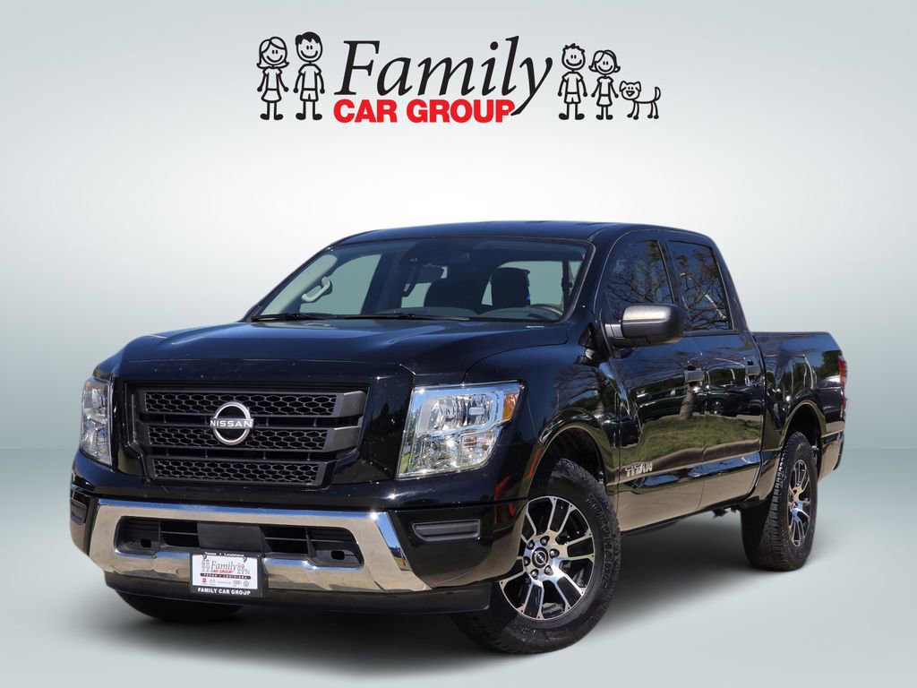 Used 2023 Nissan Titan SV RWD image 1