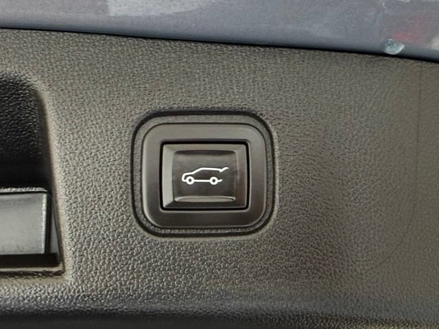 Used 2024 Chevrolet Blazer EV LT AWD/4WD image 5