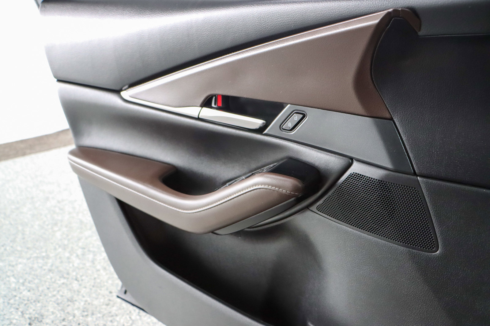 Used 2023 MAZDA CX-30 AWD image 22