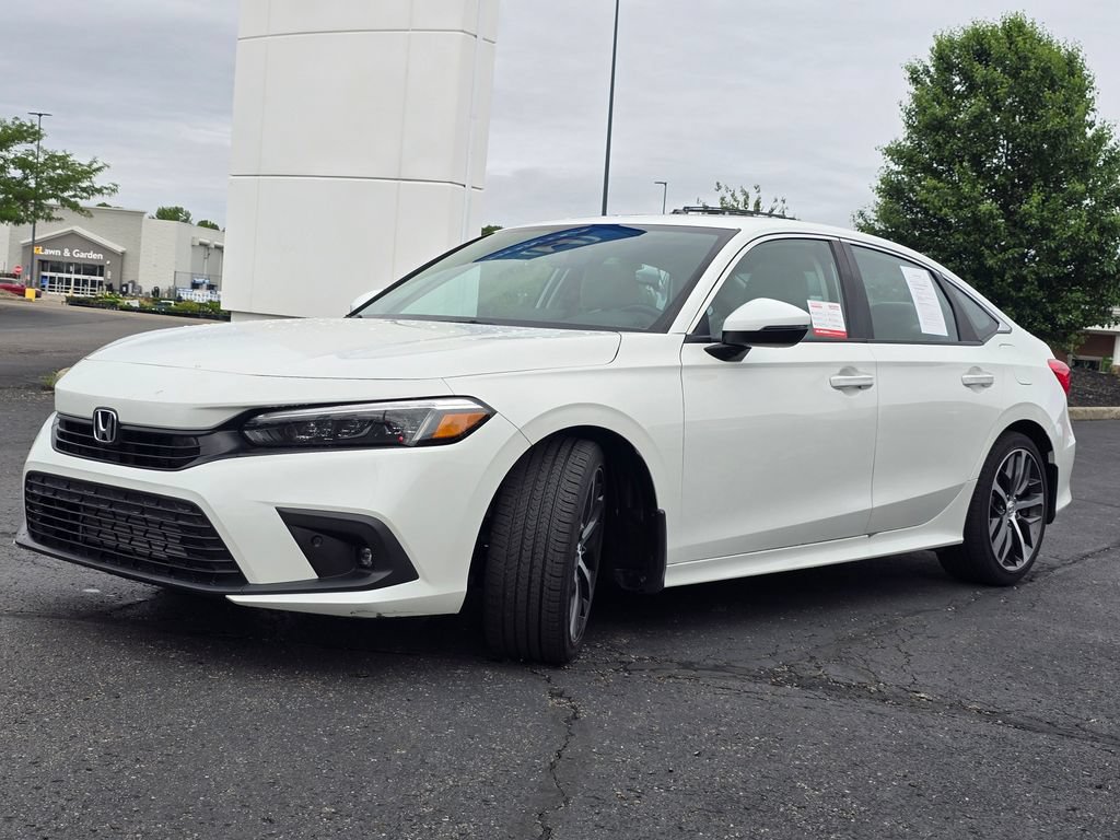 Used 2024 Honda Civic Touring image 4