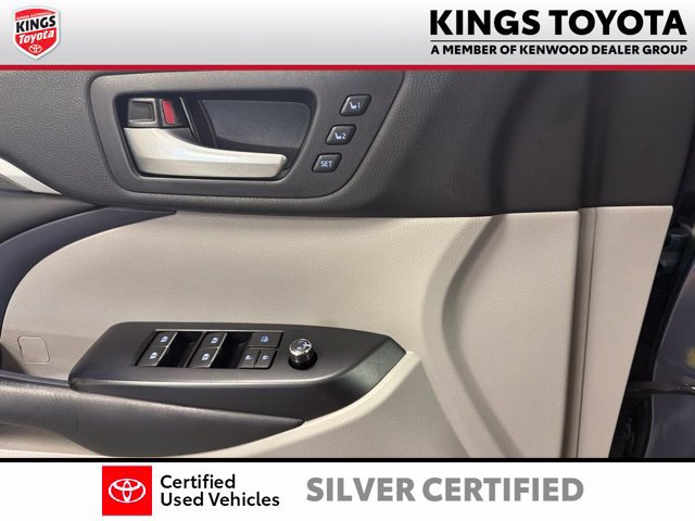 Certified 2018 Toyota Highlander Limited w/ Protection Package #3 AWD/4WD image 33