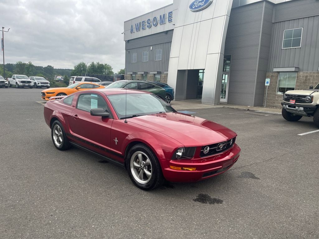 Used 2006 Ford Mustang Coupe RWD image 8