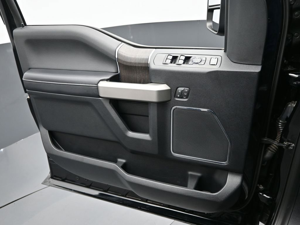 Used 2020 Ford F250 Lariat w/ Lariat Ultimate Package image 16