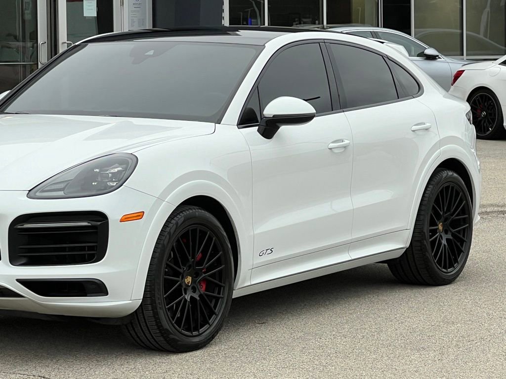 Used 2021 Porsche Cayenne GTS image 7