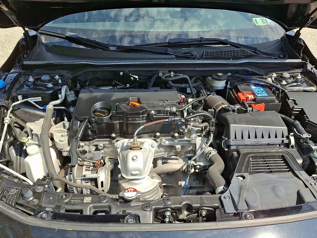 Used 2023 Honda Civic Sport image 28