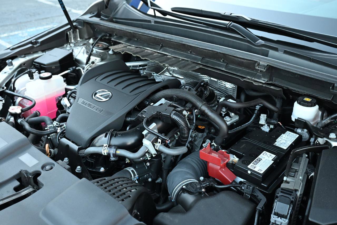 Used 2023 Lexus NX 350 AWD image 45