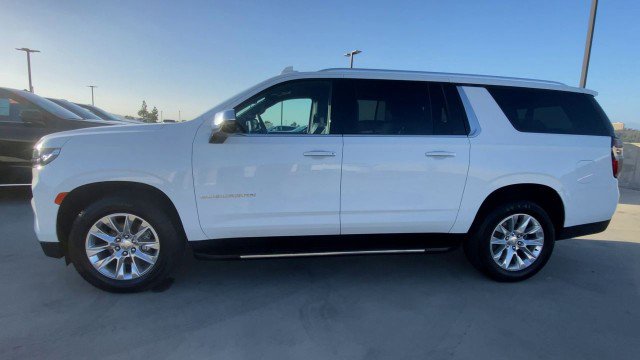 Used 2024 Chevrolet Suburban Premier image 5