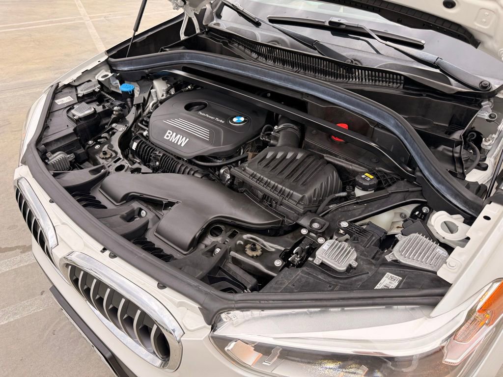 Used 2018 BMW X1 xDrive28i image 5