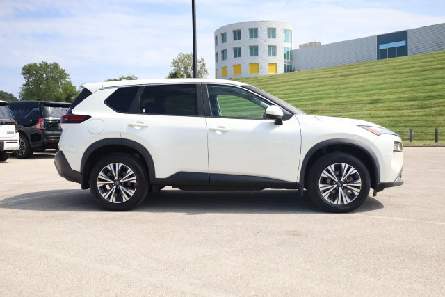 Certified 2023 Nissan Rogue SV AWD/4WD image 4