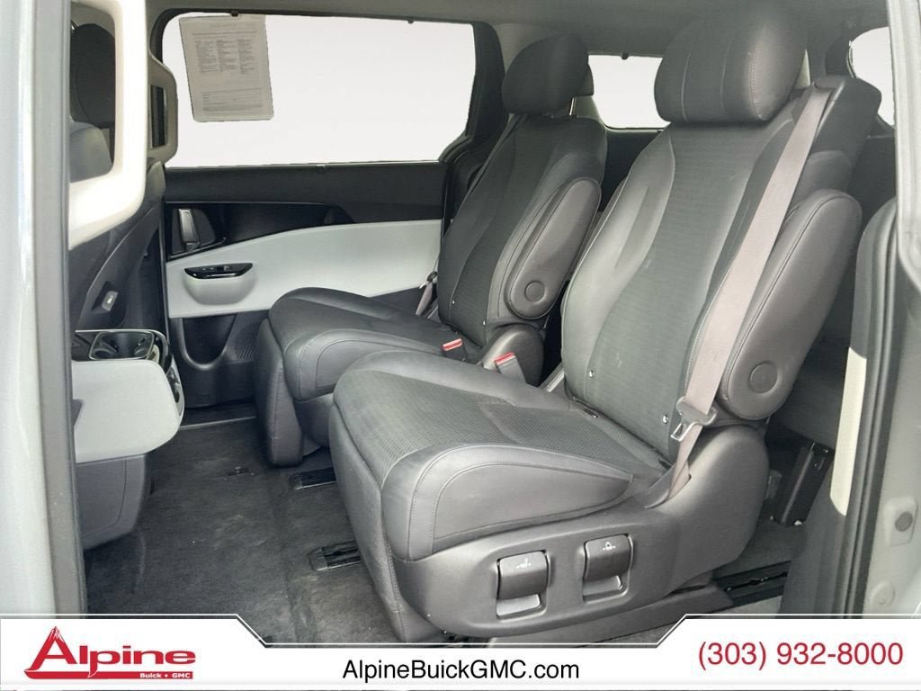 Used 2024 Kia Carnival SX Prestige FWD image 13