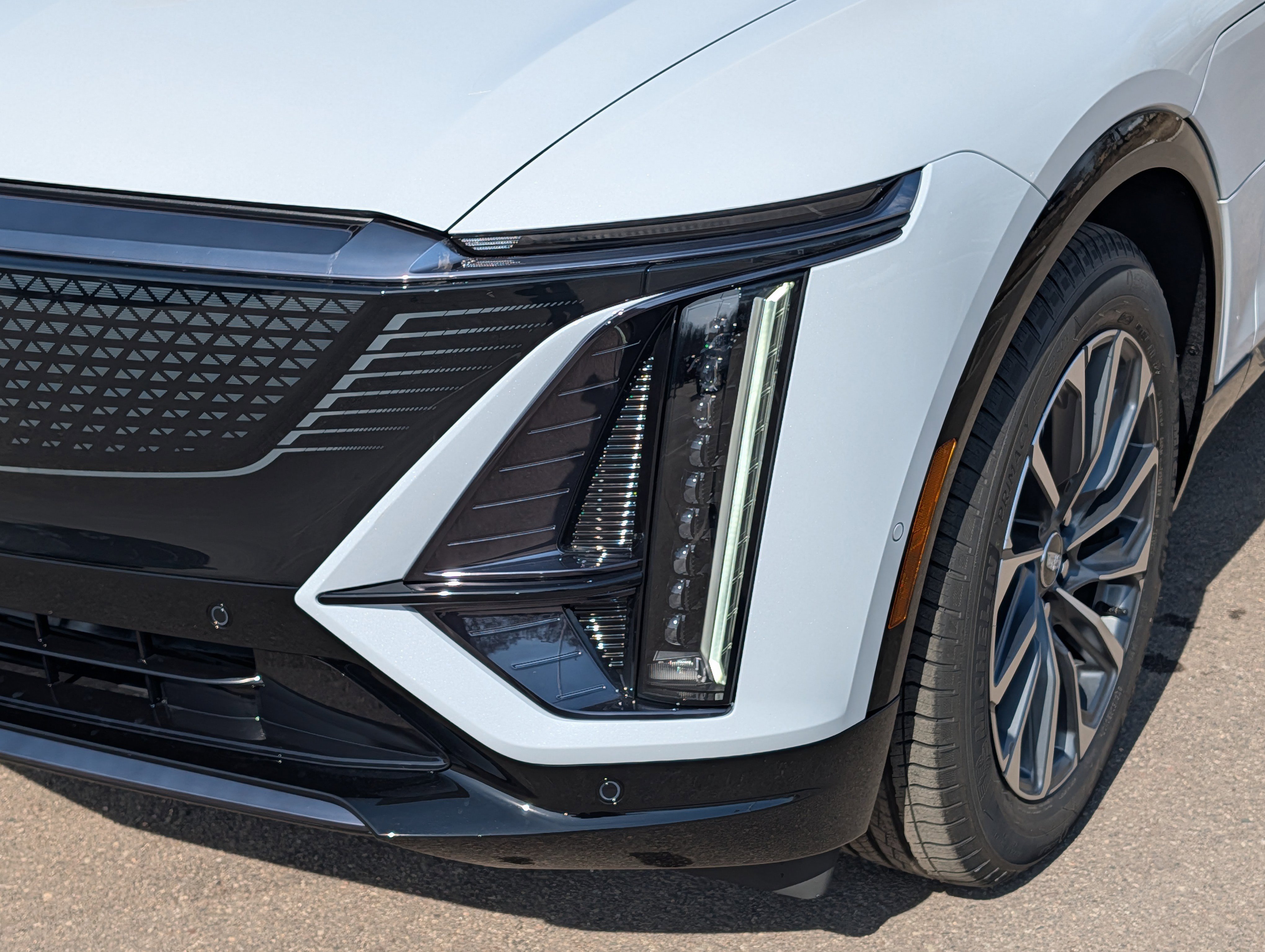 New 2026 Cadillac Lyriq Sport image 14