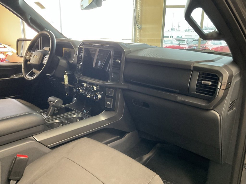 Used 2024 Ford F150 XLT w/ XLT Black Appearance Package image 21