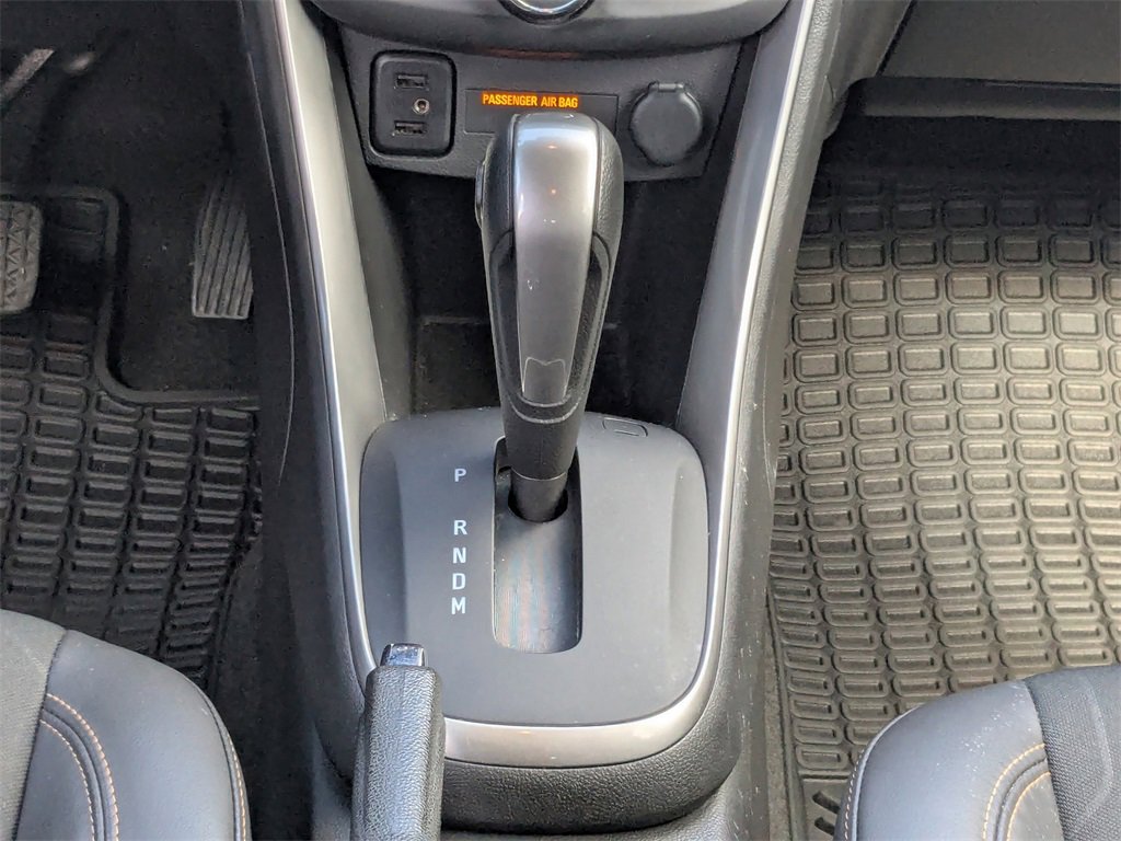 Certified 2022 Chevrolet Trax LT w/ LT Convenience Package image 16