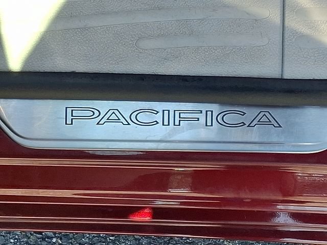 Used 2019 Chrysler Pacifica Touring-L Plus w/ Advanced Safetytec Group FWD image 29
