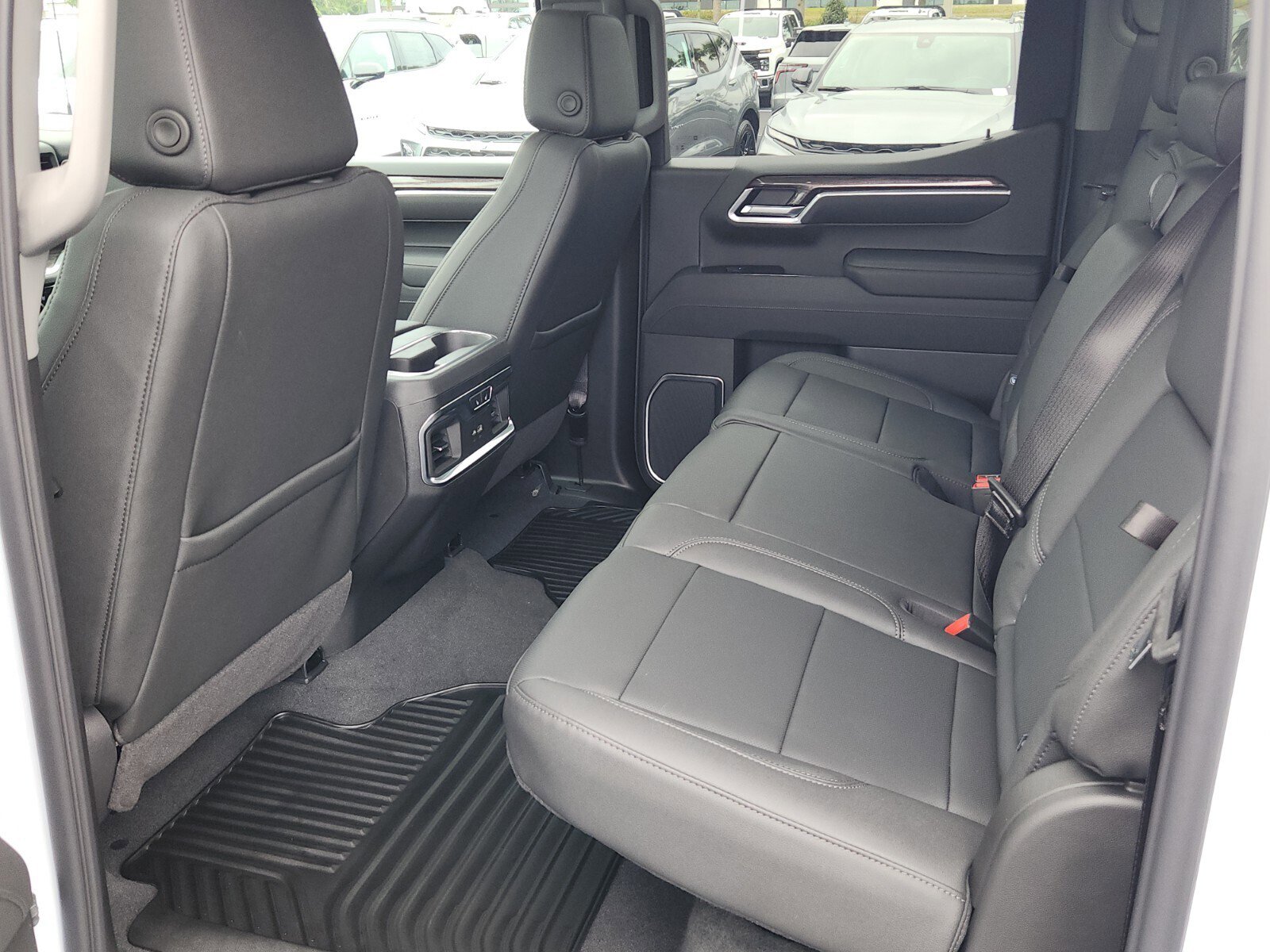 New 2026 Chevrolet Silverado 1500 LTZ w/ Z71 Off-Road Package image 7