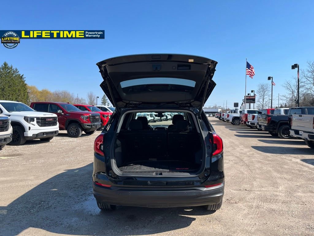 Certified 2023 GMC Terrain SLE w/ Driver Convenience Package image 10