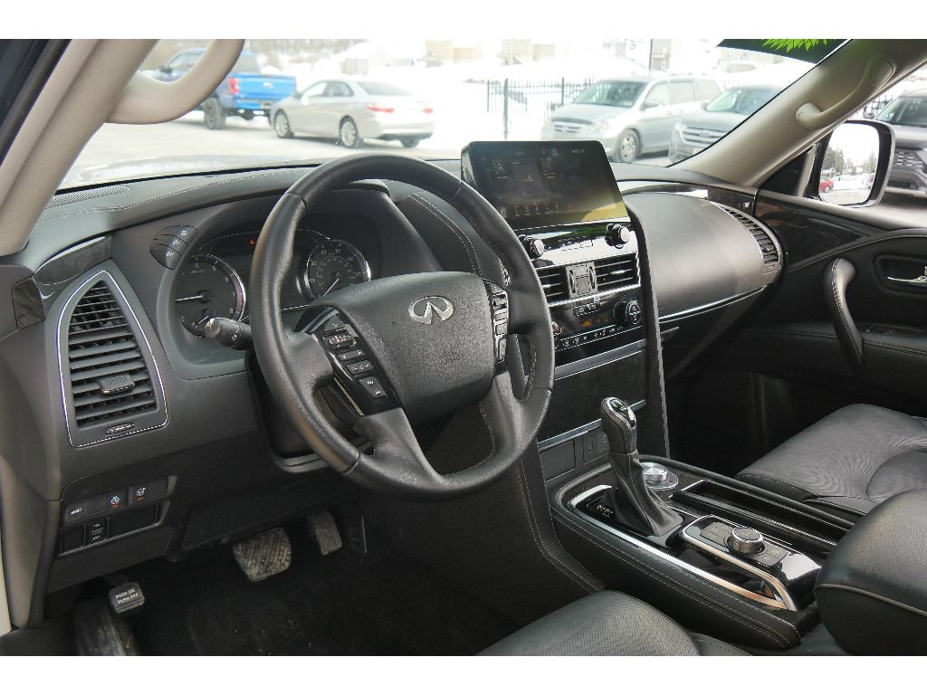 Used 2022 INFINITI QX80 Luxe w/ Cargo Package image 12