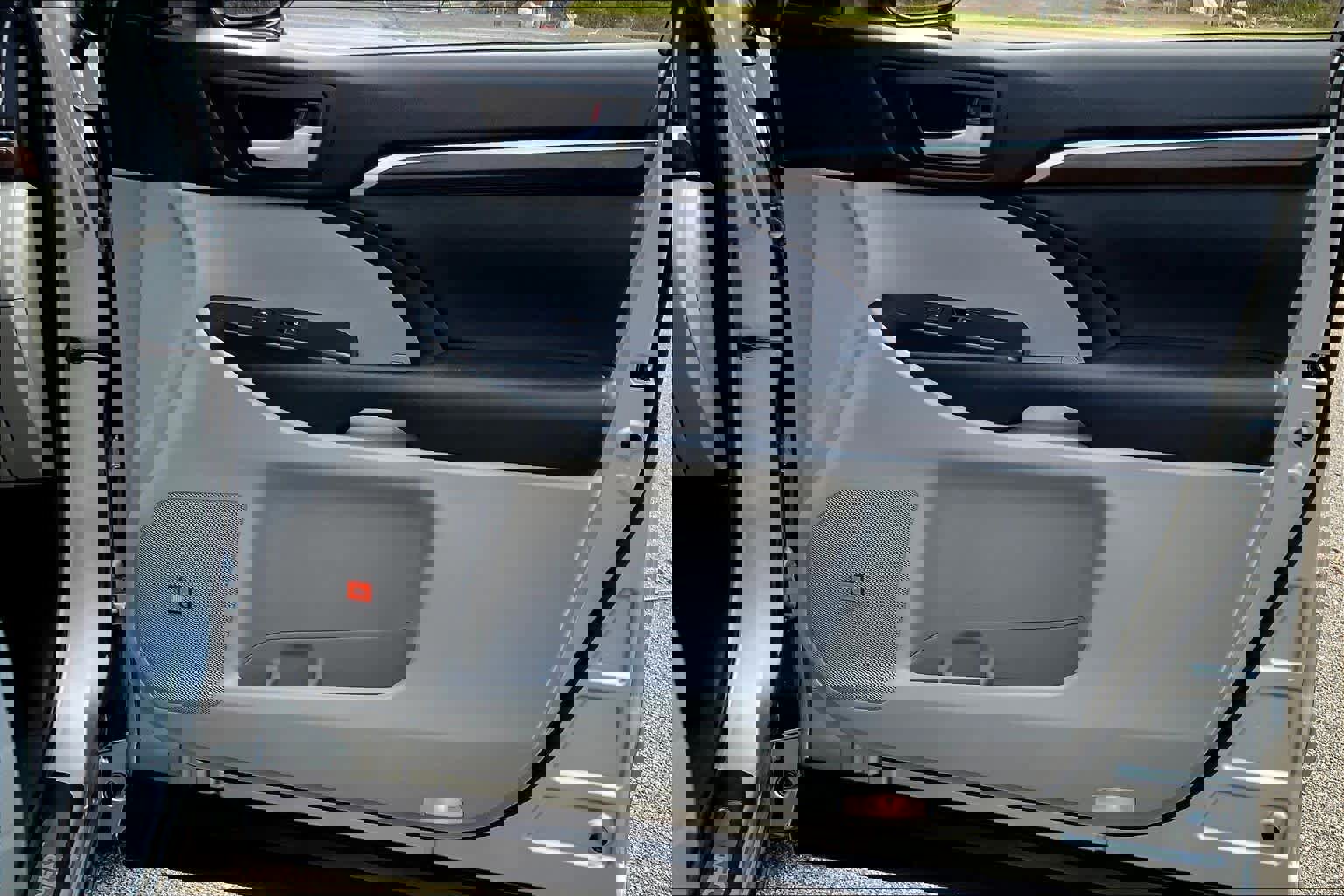 Used 2015 Toyota Highlander Limited Platinum image 19