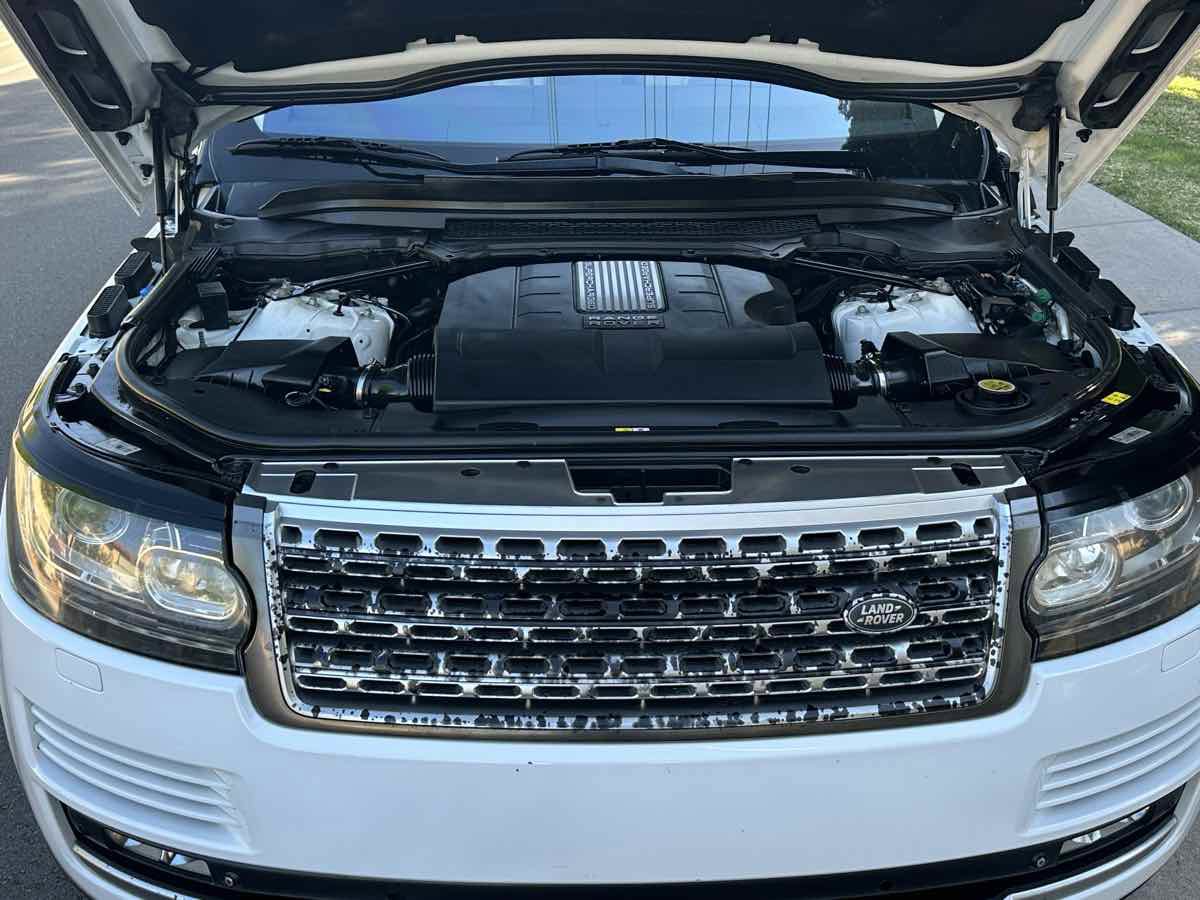 Used 2014 Land Rover Range Rover HSE image 72