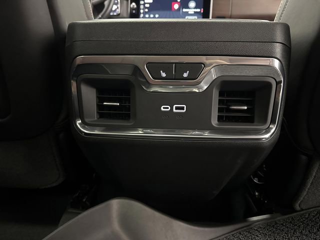 Used 2025 GMC Sierra 1500 Denali Ultimate image 36