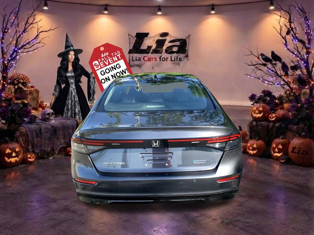 Used 2023 Honda Accord Touring image 4