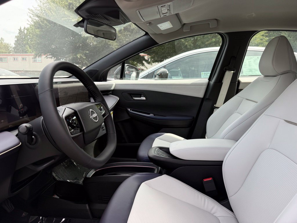 New 2026 Nissan Leaf SV Plus w/ Floor Mat Package (SV+) FWD image 12