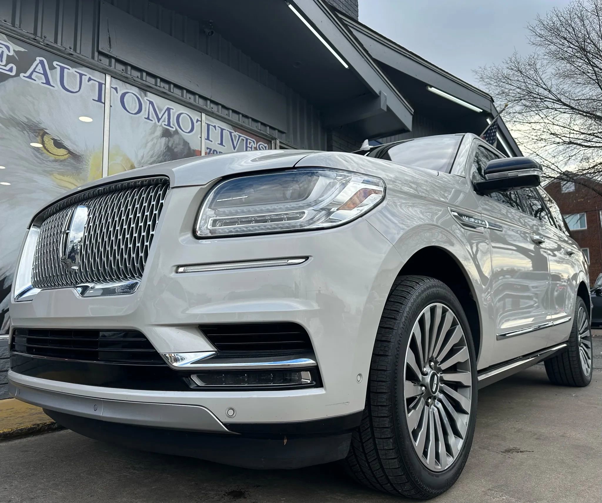 Used 2019 Lincoln Navigator Reserve w/ Cargo Package image 4