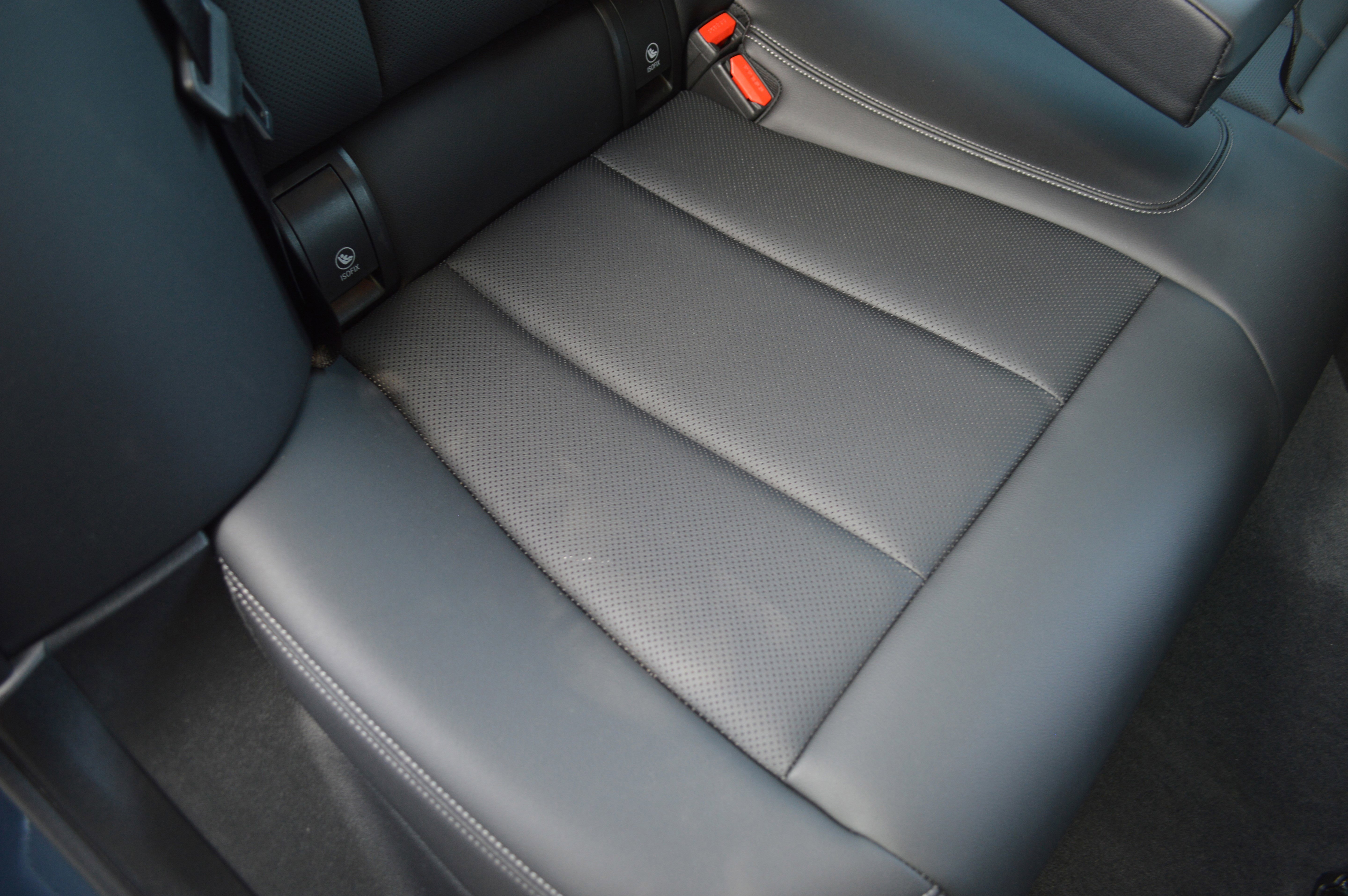 Certified 2025 BMW 330i Sedan RWD image 34