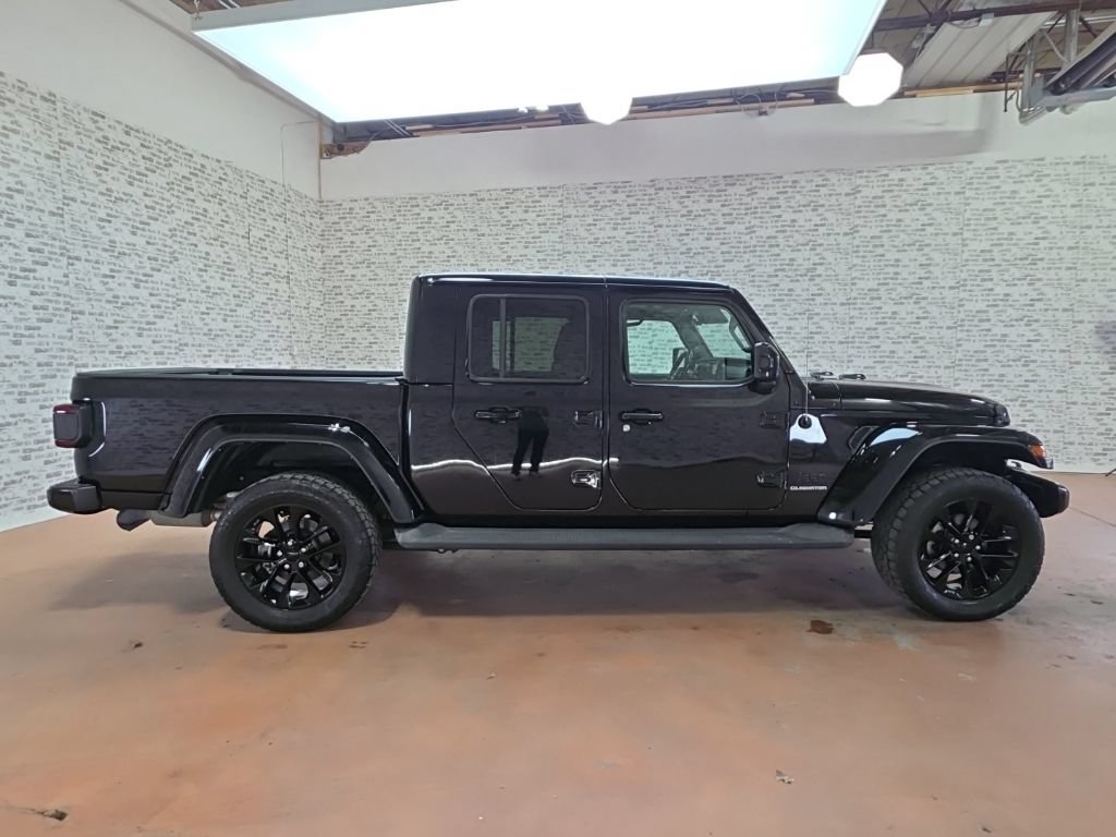 Used 2021 Jeep Gladiator Overland AWD/4WD image 8