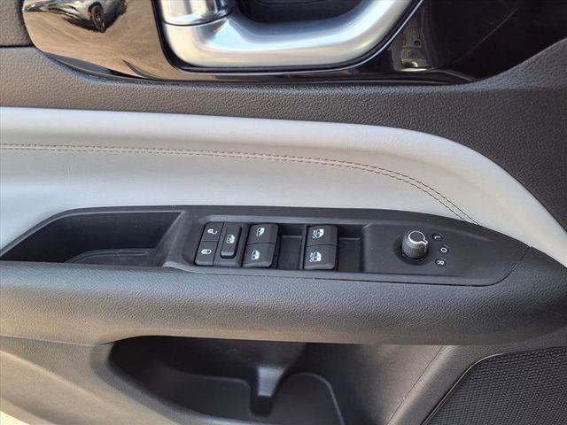 Certified 2022 Jeep Compass Limited image 24