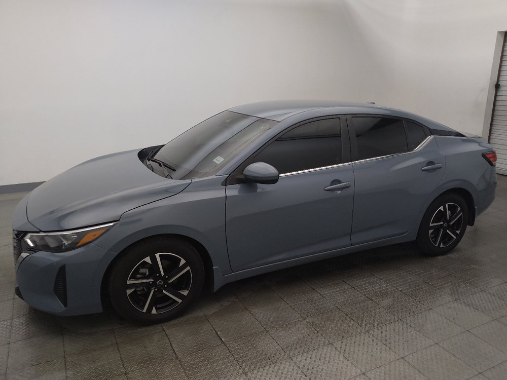 Used 2025 Nissan Sentra SV w/ All-Weather Package FWD image 2