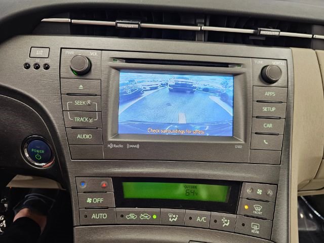 Used 2014 Toyota Prius Three image 16