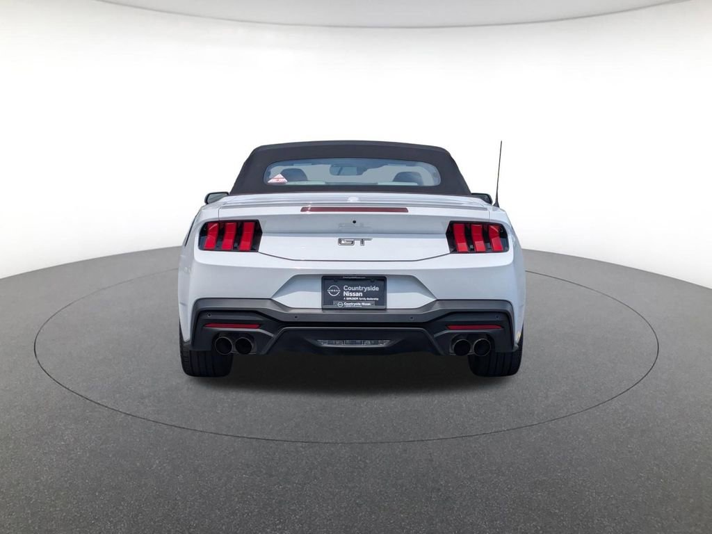 Used 2025 Ford Mustang GT Premium RWD image 6