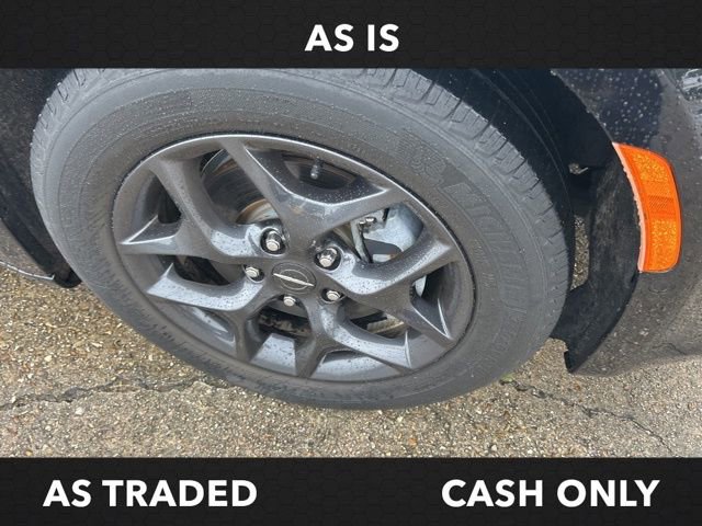 Used 2018 Chrysler Pacifica Touring-L Plus w/ Advanced Safetytec Group image 4