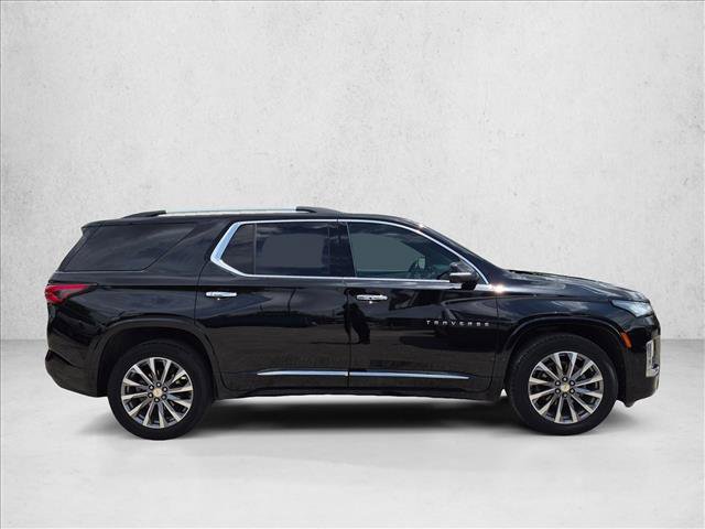 Used 2022 Chevrolet Traverse Premier FWD image 4