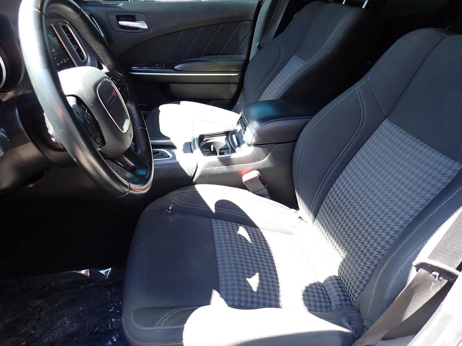 Used 2023 Dodge Charger SXT RWD image 11