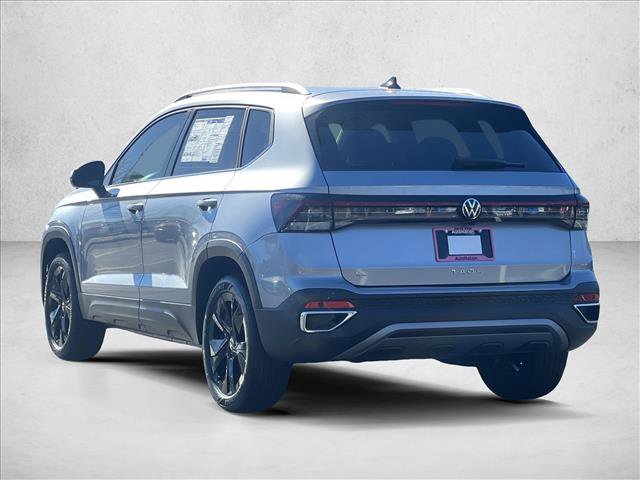 Used 2025 Volkswagen Taos SE image 8