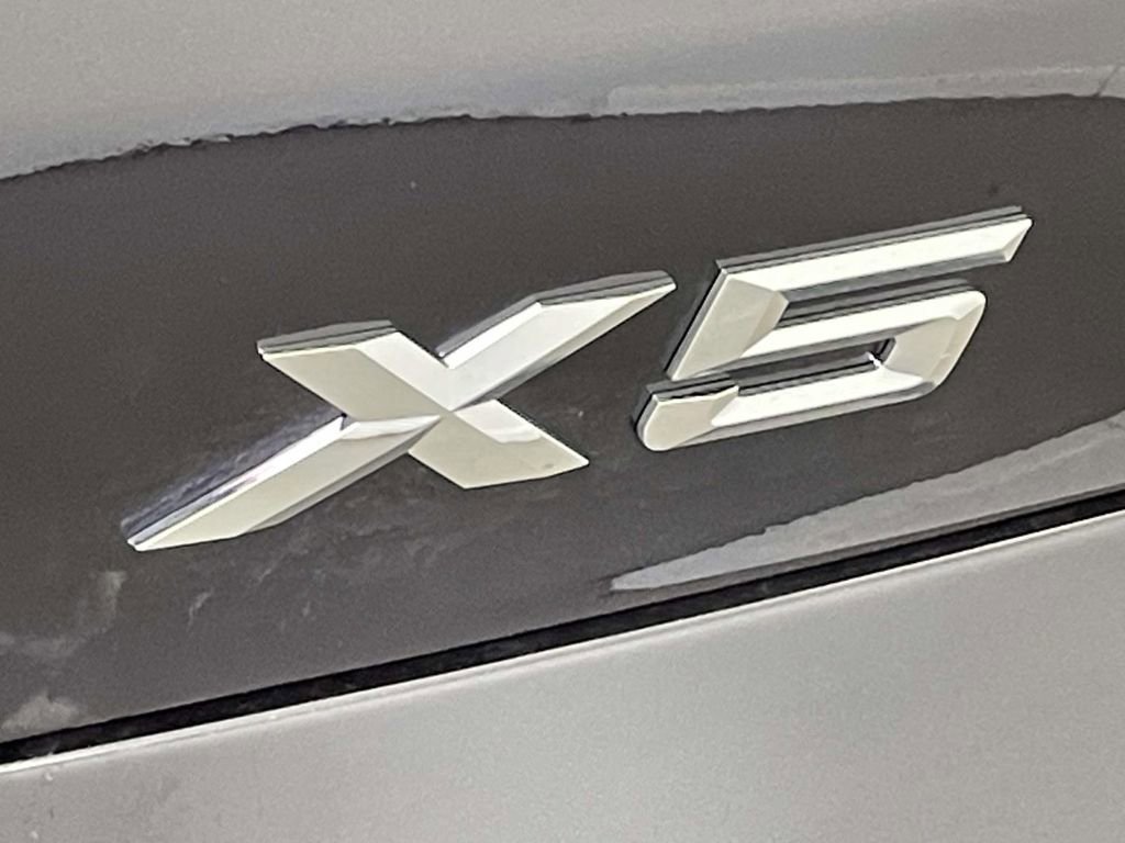 New 2026 BMW X5 xDrive50e w/ M Sport Package AWD/4WD image 10