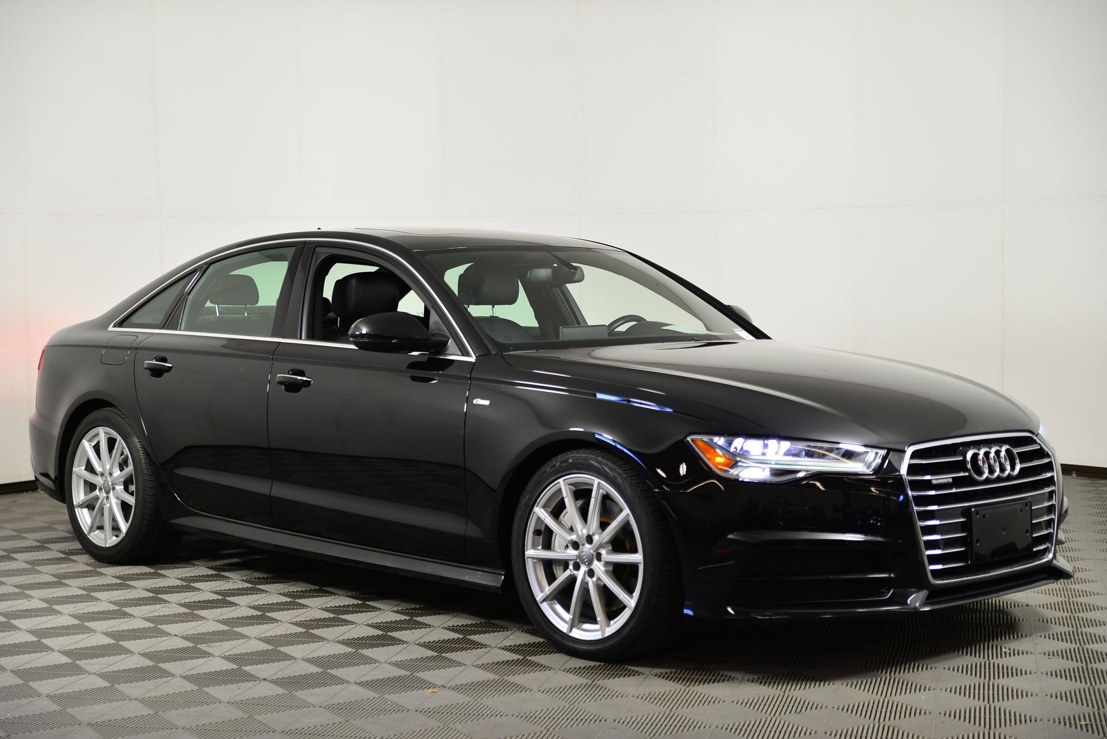 Used 2018 Audi A6 2.0T Premium Plus w/ Premium Plus Package image 6