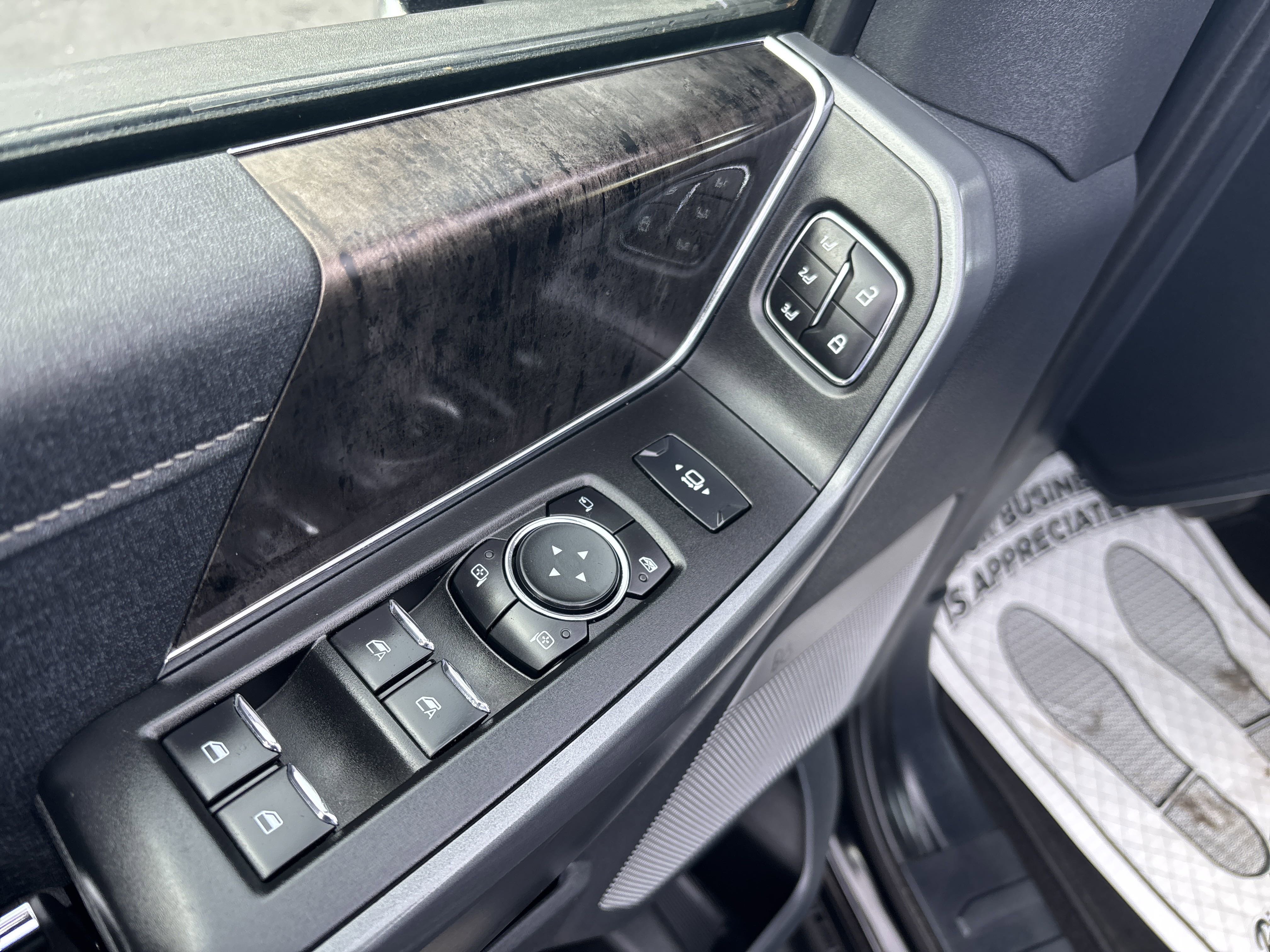 Used 2024 Ford F350 Lariat w/ Camper Package image 16