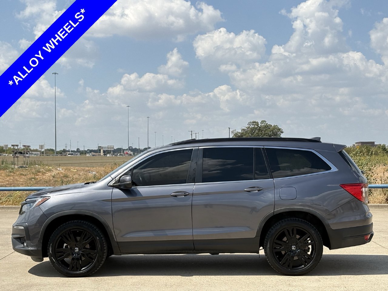 Used 2022 Honda Pilot Special Edition image 3