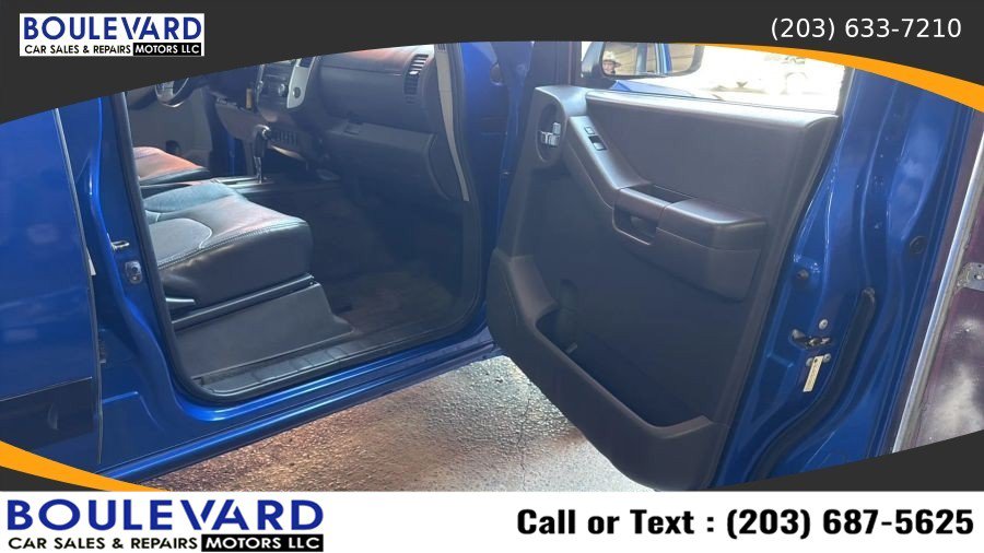 Used 2014 Nissan Xterra PRO-4X w/ Pro-4x Leather Package AWD/4WD image 36