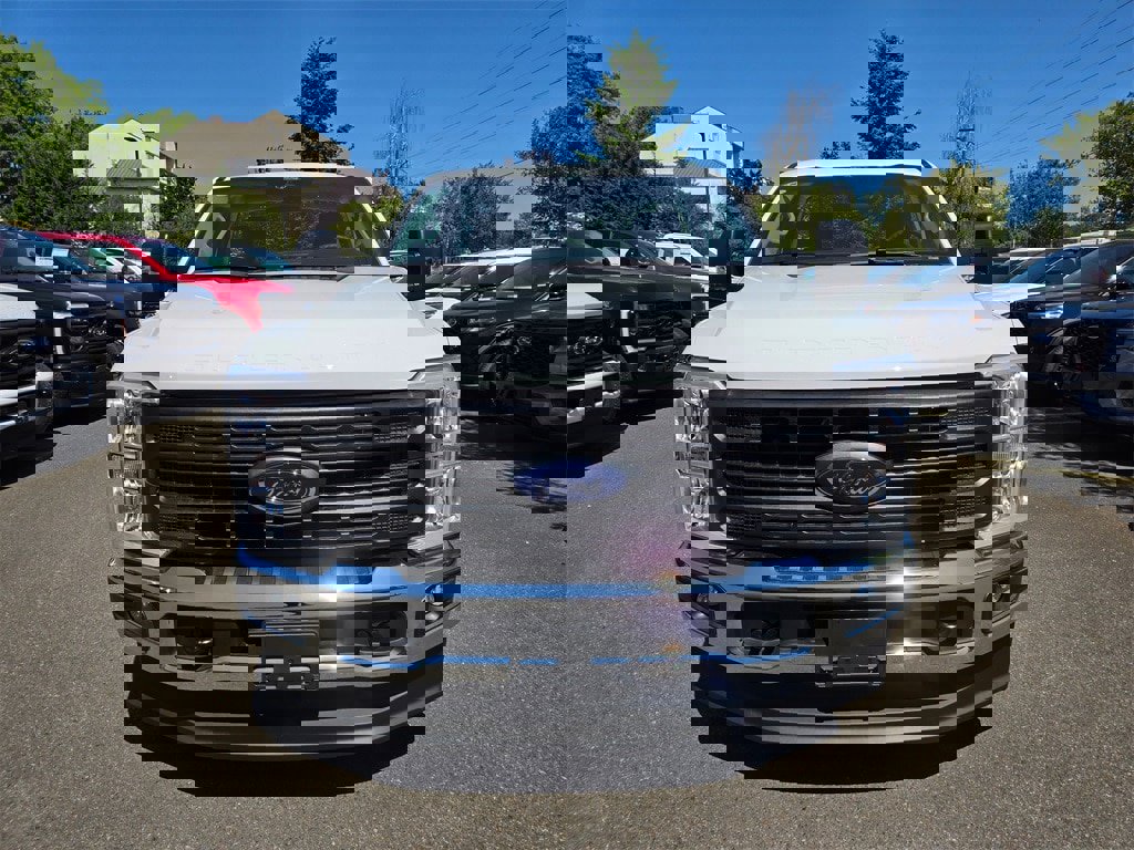 New 2025 Ford F250 XLT image 2