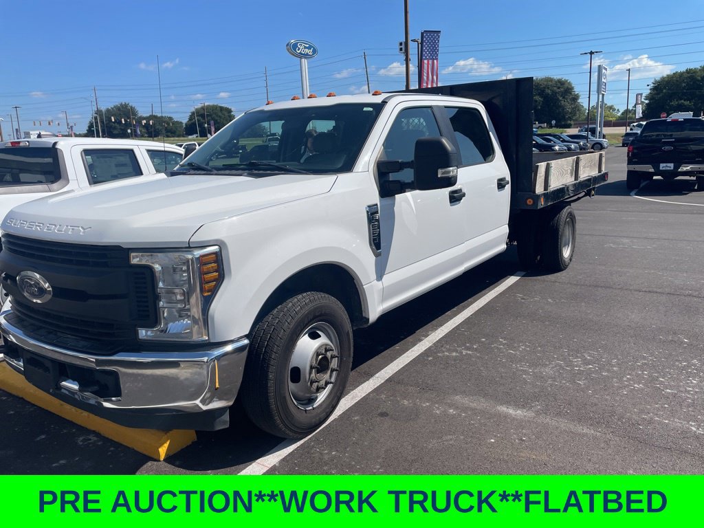 Used 2019 Ford F350 XL w/ Power Equipment Group RWD image 3