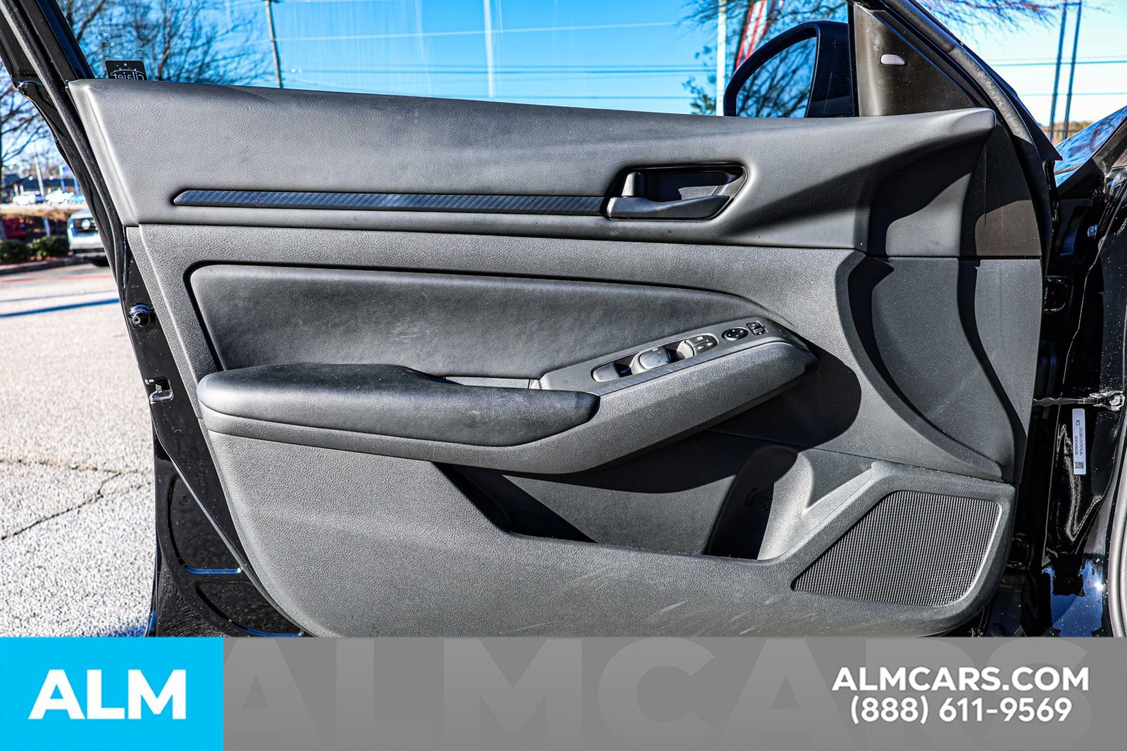 Used 2024 Nissan Altima 2.5 S image 41